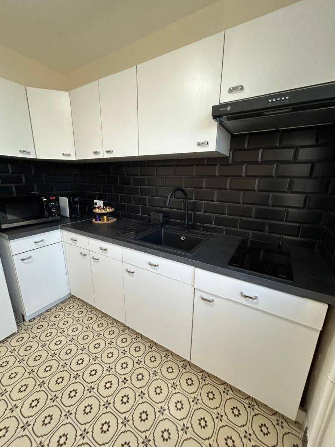 Apartment 900m De La Gare *